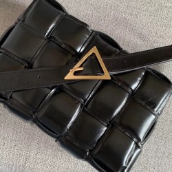 Bottega Veneta Padded Cassette Bag In Black Calfskin 728