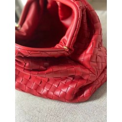 Bottega Veneta Large Pouch Clutch In Red Intrecciato Lambskin 767