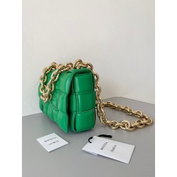 Bottega Veneta Chain Cassette Bag In Parakeet Lambskin 951