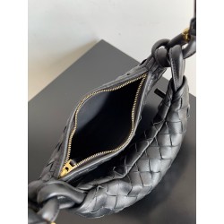 Bottega Veneta Gemelli Small Bag in Black Intrecciato Lambskin 756