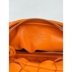 Bottega Veneta BV Jodie Mini Bag In Orange Intrecciato Lambskin 936