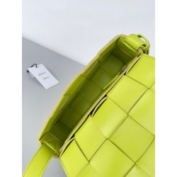 Bottega Veneta Cassett Bag In Acid Kiwi Intrecciato Lambskin 470