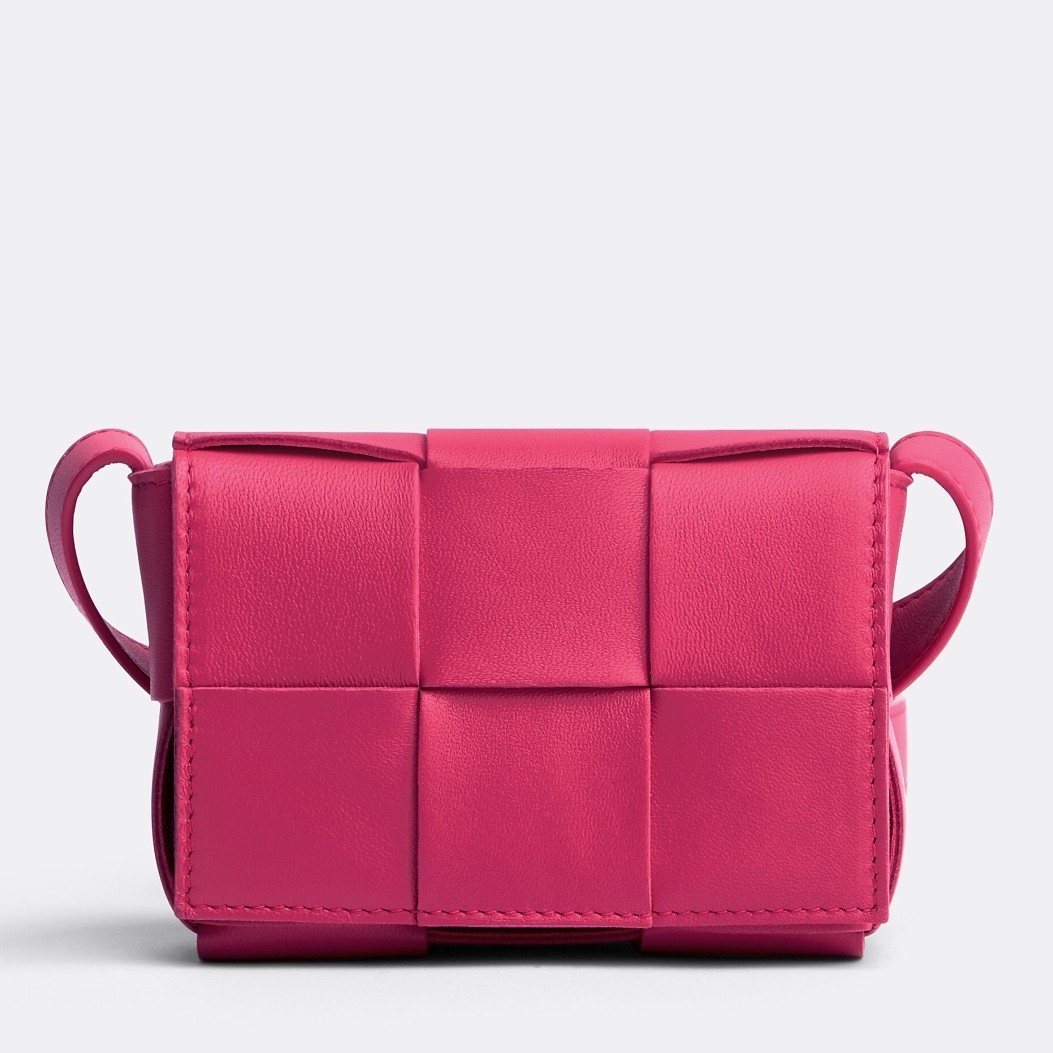 Bottega Veneta Candy Cassette Bag In Cranberry Lambskin 559