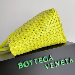 Bottega Veneta Large Cabat Bag In Acid Kiwi Intrecciato Lambskin 227