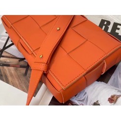 Bottega Veneta Cassett Bag In Orange Intrecciato Lambskin 291