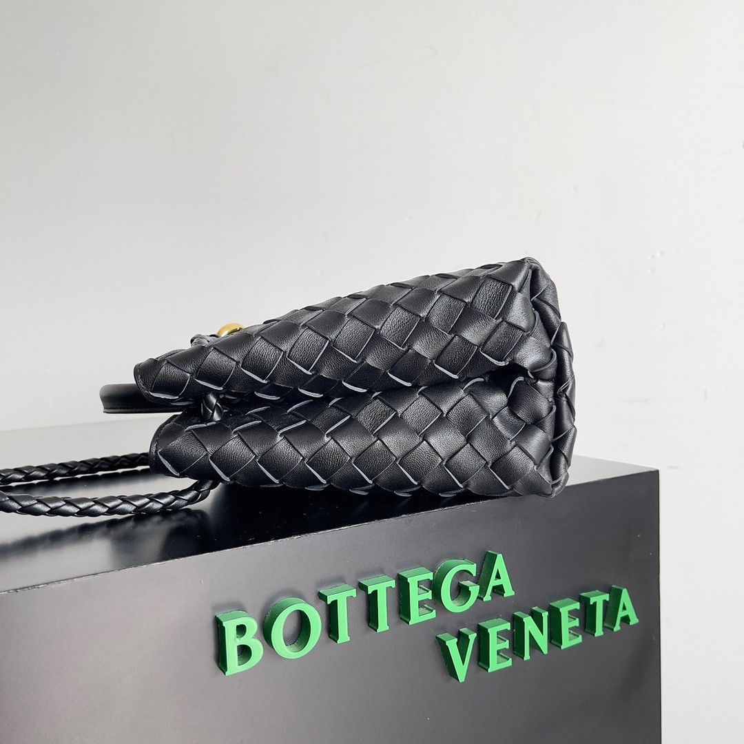 Bottega Veneta Small Andiamo Bag In Black Intrecciato Lambskin 300