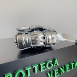 Bottega Veneta Small Cassette Bag In Silver Metallic Lambskin 335