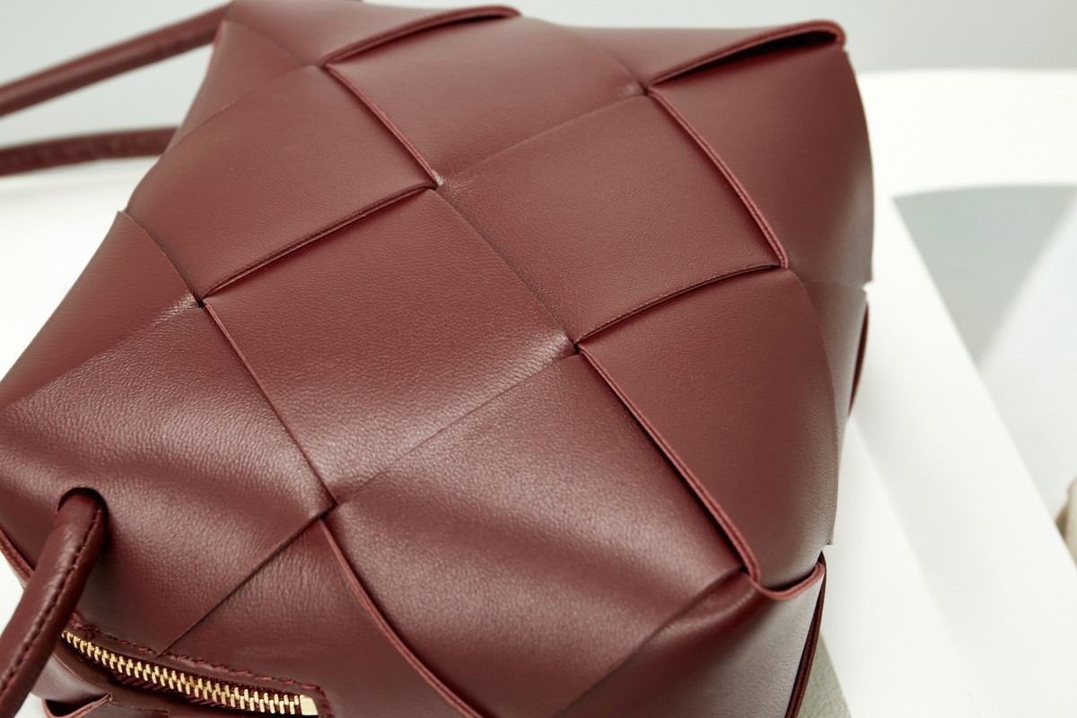 Bottega Veneta Mini Cassette Camera Bag In Bordeaux Lambskin 926