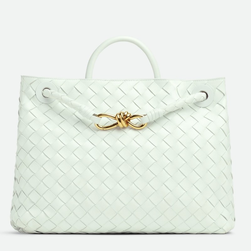 Bottega Veneta Andiamo Medium Bag In Glacier Intrecciato Lambskin 669