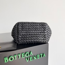 Bottega Veneta Mini Cabat Bag In Black Intrecciato Lambskin 088