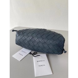 Bottega Veneta Mini Pouch In Thunder Intrecciato Lambskin 121