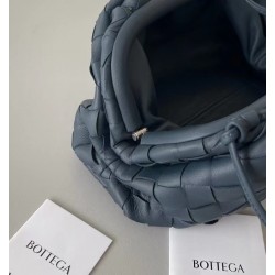 Bottega Veneta Mini Pouch In Thunder Intrecciato Lambskin 121