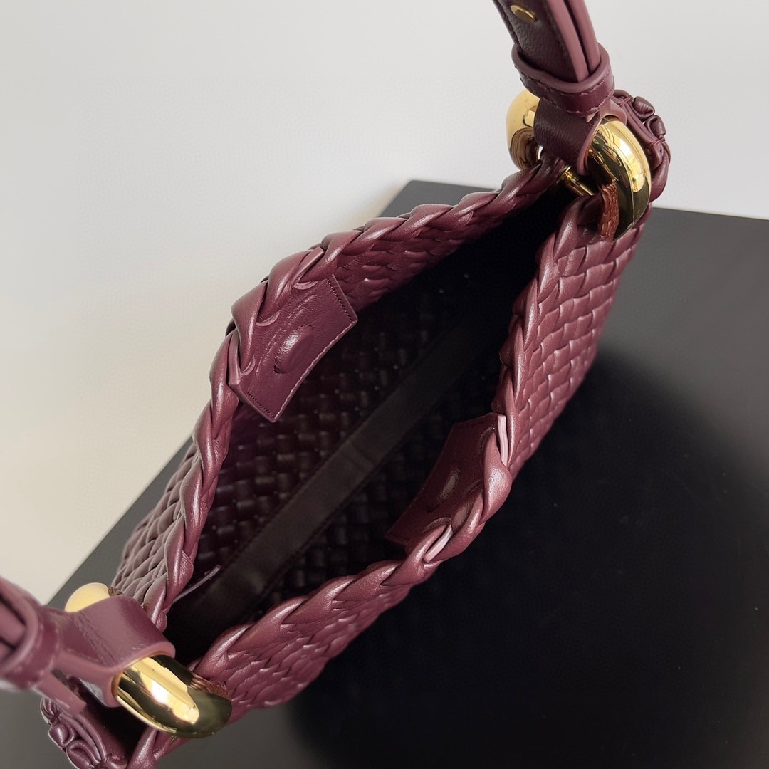 Bottega Veneta Clicker Small Bag in Bordeaux Intrecciato Lambskin 011