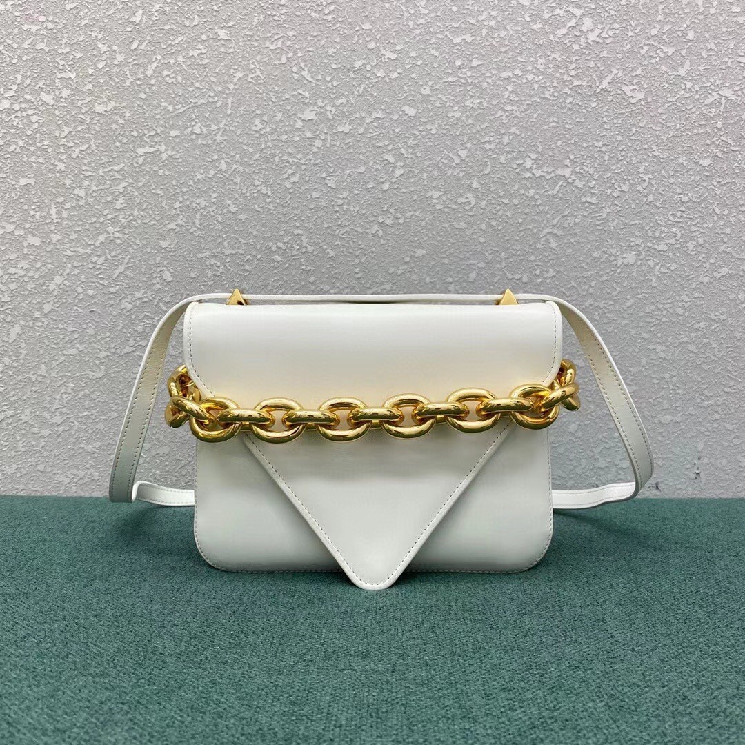 Bottega Veneta Mount Small Bag In White Calfskin 493