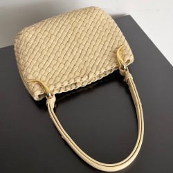 Bottega Veneta Clicker Small Bag in Porridge Intrecciato Lambskin 632