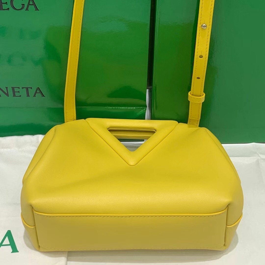 Bottega Veneta Small Point Top Handle Bag In Yellow Leather 711