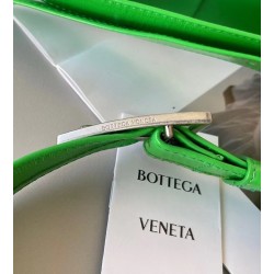 Bottega Veneta Cassett Bag In Parakeet Wrinkled Calfskin 921