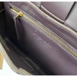 Bottega Veneta Cassett Bag In Grape Intrecciato Lambskin 495