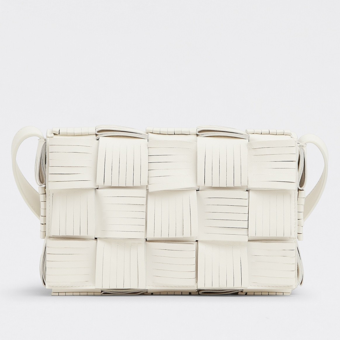 Bottega Veneta Cassett Fringed Bag In White Lambskin 531