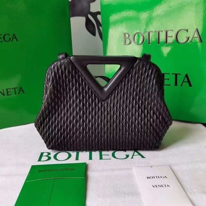 Bottega Veneta Small Point Bag In Black Quilted Leather 792