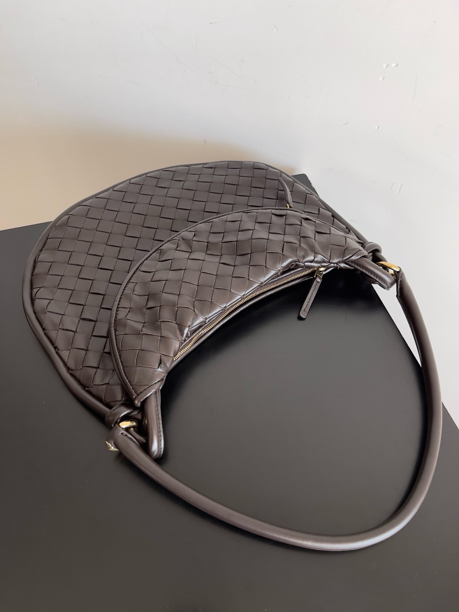 Bottega Veneta Gemelli Medium Bag in Fondant Intrecciato Lambskin 953