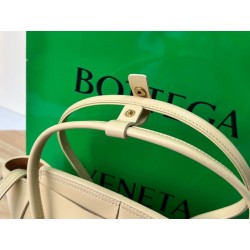 Bottega Veneta Mini Arco Bag In Beige Intrecciato Calfskin 014