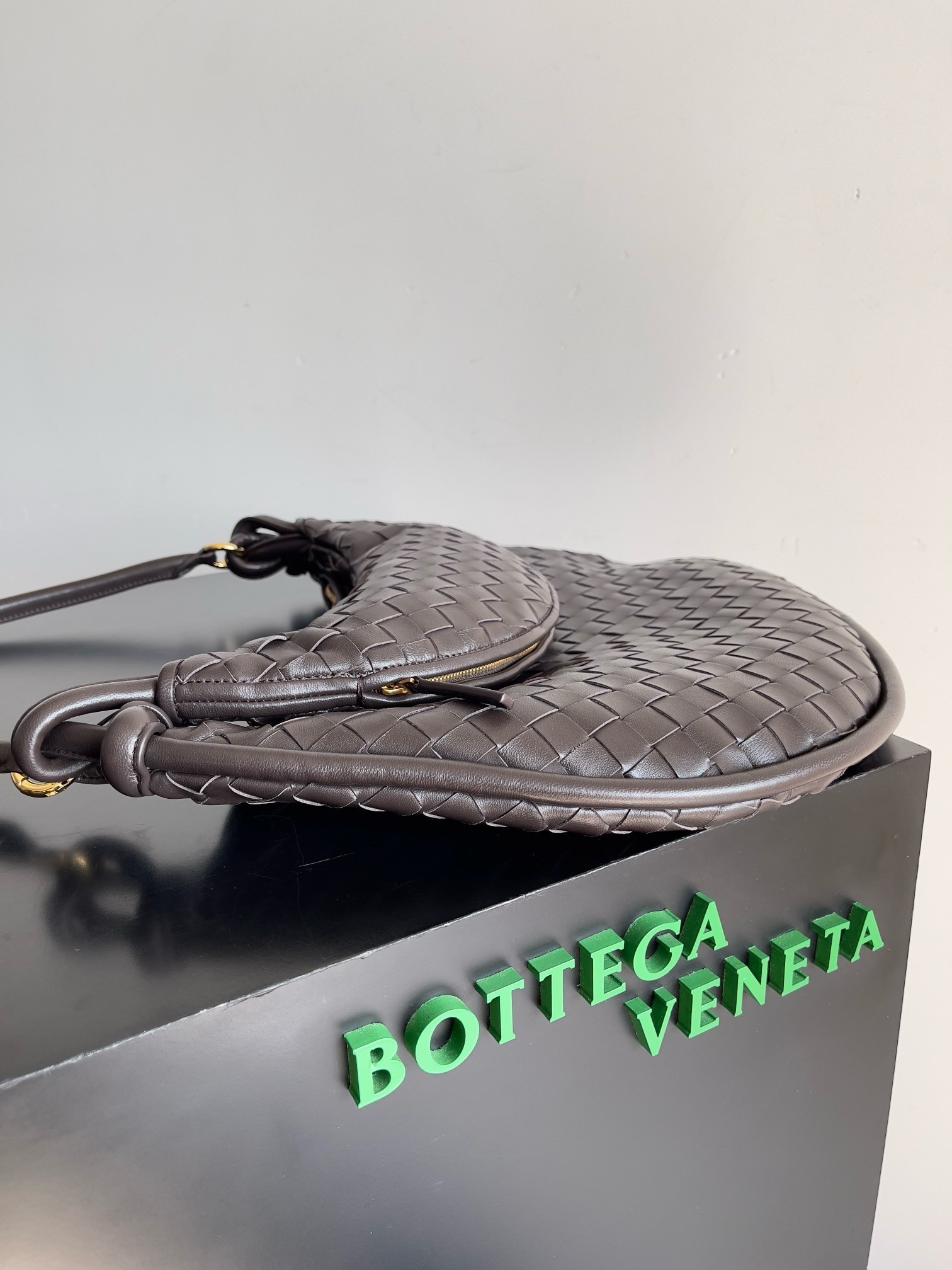 Bottega Veneta Gemelli Large Bag in Fondant Intrecciato Lambskin 177