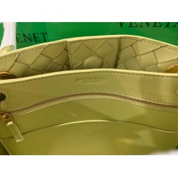 Bottega Veneta Small Andiamo Bag In Ice Cream Intrecciato Lambskin 199