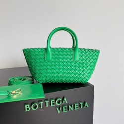 Bottega Veneta Mini Cabat Bag In Parakeet Intrecciato Lambskin 229