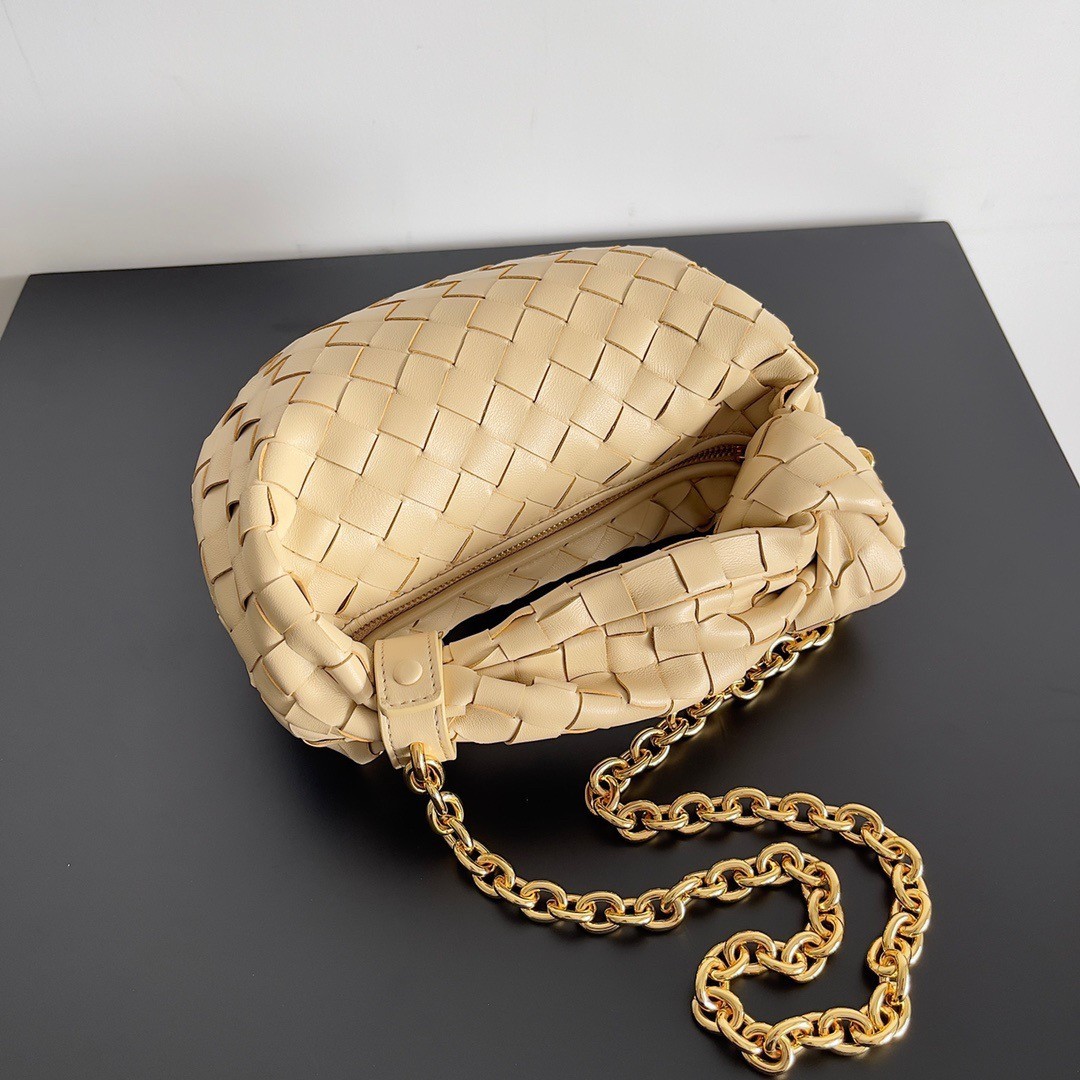 Bottega Veneta Mini Jodie Chain Bag In Porridge Intrecciato Lambskin 302