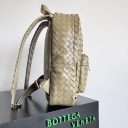 Bottega Veneta Small Backpack In Taupe Intrecciato Calfskin 337