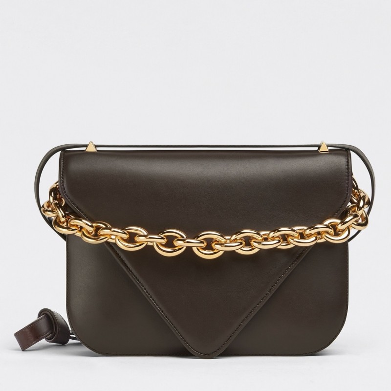 Bottega Veneta Mount Medium Envelope Bag In Fondant Calfskin 560