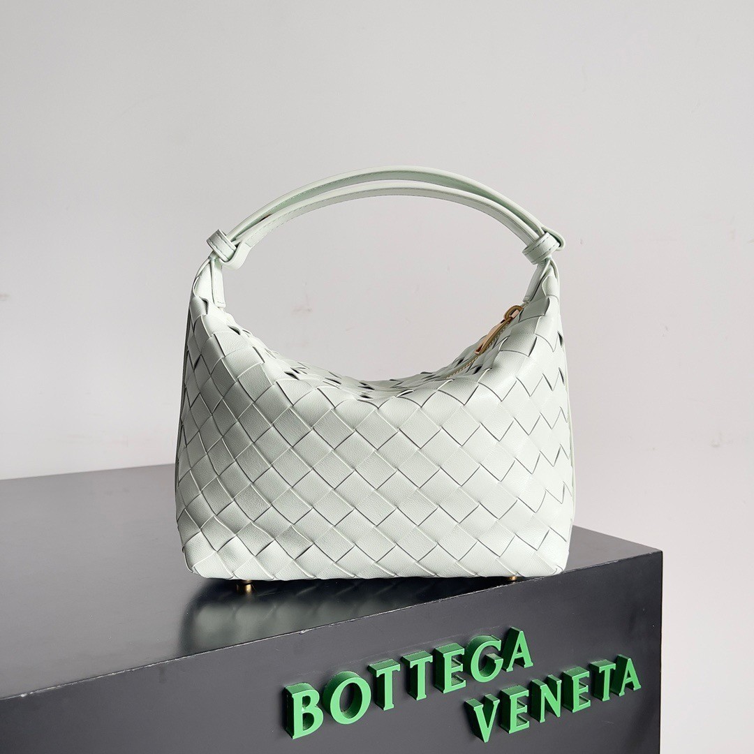 Bottega Veneta Mini Wallace Bag in Glacier Intrecciato Calfskin 894