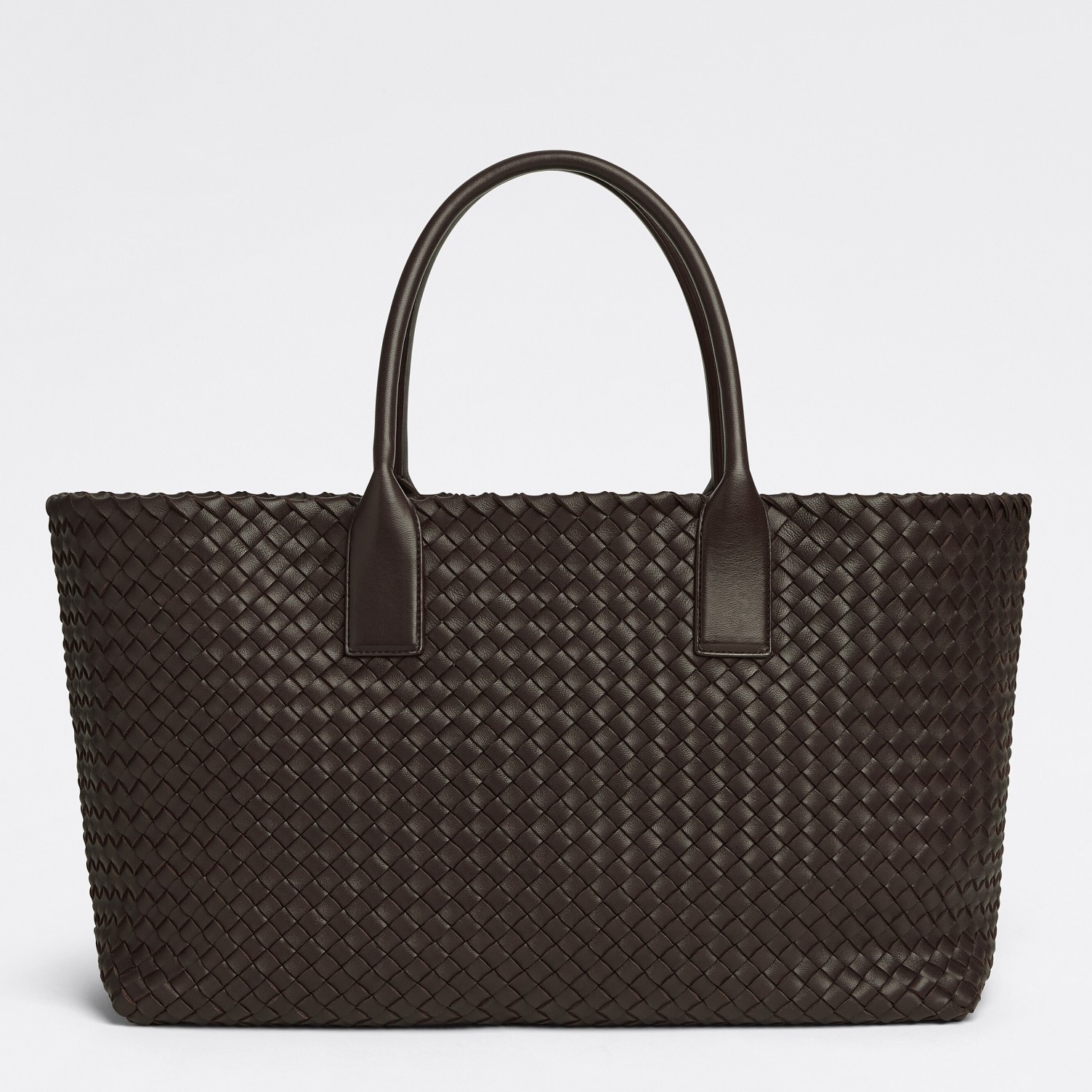 Bottega Veneta Medium Cabat Bag In Fondant Intrecciato Lambskin 894