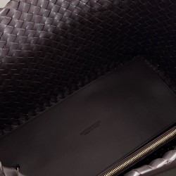 Bottega Veneta Medium Cabat Bag In Fondant Intrecciato Lambskin 894