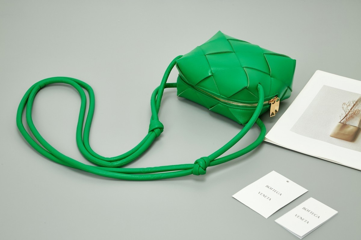 Bottega Veneta Mini Cassette Camera Bag In Parakeet Lambskin 064