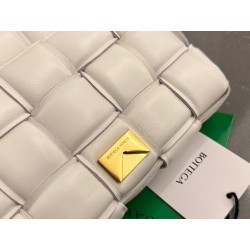 Bottega Veneta Small Padded Cassette Bag In White Lambskin 387