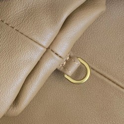 Bottega Veneta The Pouch Clutch In Camel Calfskin 685