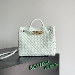 Bottega Veneta Small Andiamo Bag In Glacier Intrecciato Lambskin 762