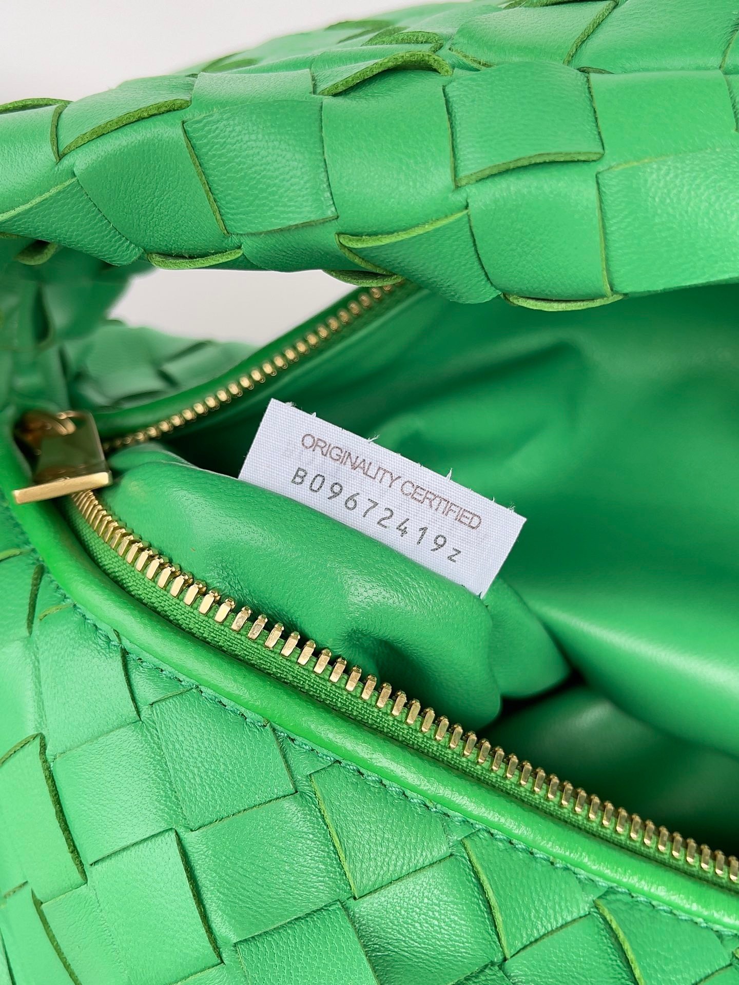 Bottega Veneta BV Jodie Teen Bag In Green Intrecciato Leather 898