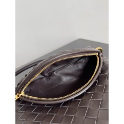 Bottega Veneta Gemelli Small Bag in Fondant Intrecciato Lambskin 025