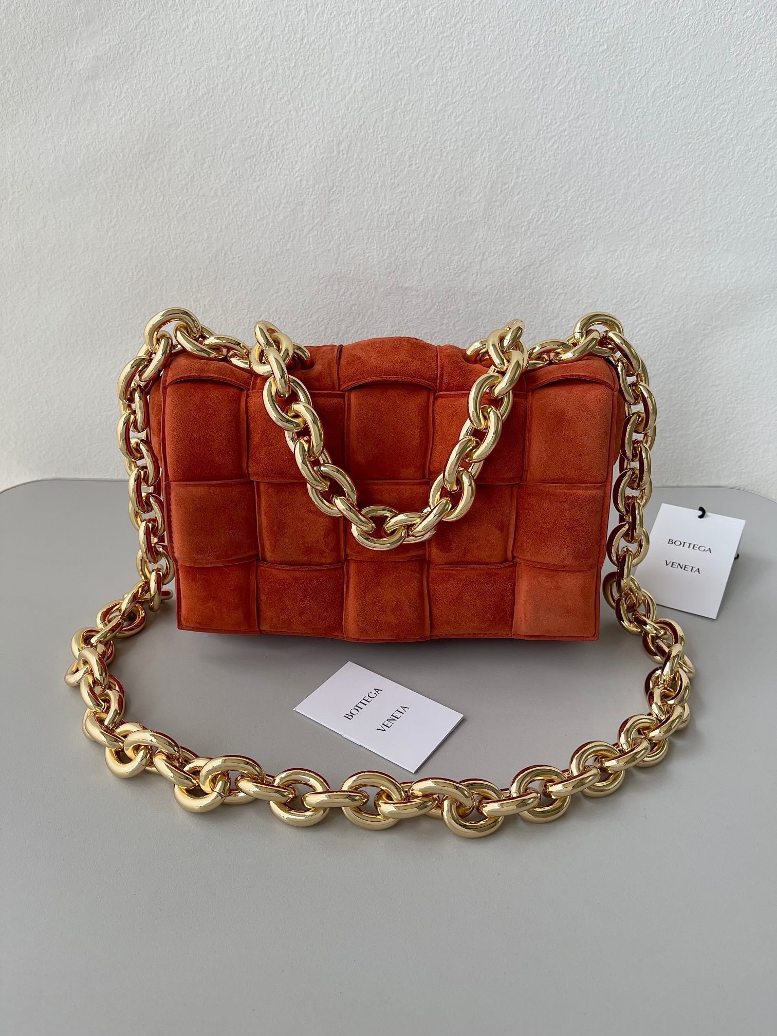 Bottega Veneta Chain Cassette Bag In Maple Suede 091