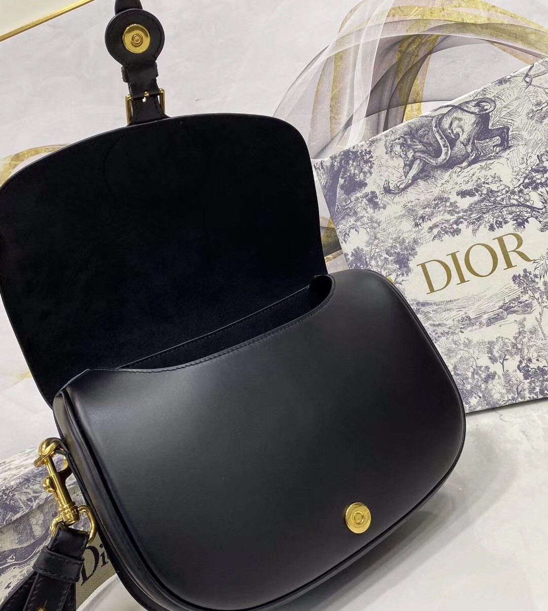 Dior Large Bobby Bag In Black Calfskin 654