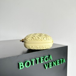 Bottega Veneta Knot Minaudiere Clutch In Ice Cream Foulard Intreccio Leather 513