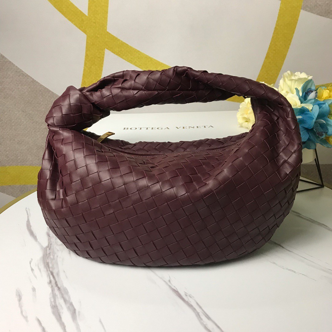 Bottega Veneta BV Jodie Small Bag In Fondant Intrecciato Leather 631