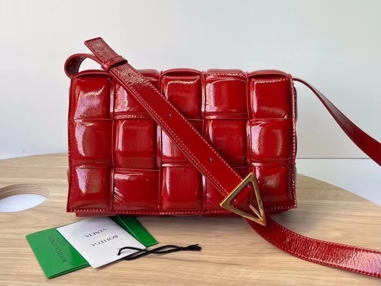 Bottega Veneta Padded Cassette Bag In Red Deerskin 848