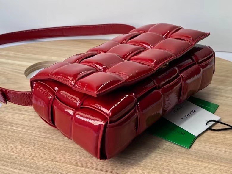 Bottega Veneta Padded Cassette Bag In Red Deerskin 848