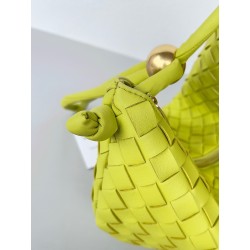 Bottega Veneta Turn Bag In Acid Kiwi Intrecciato Lambskin 940