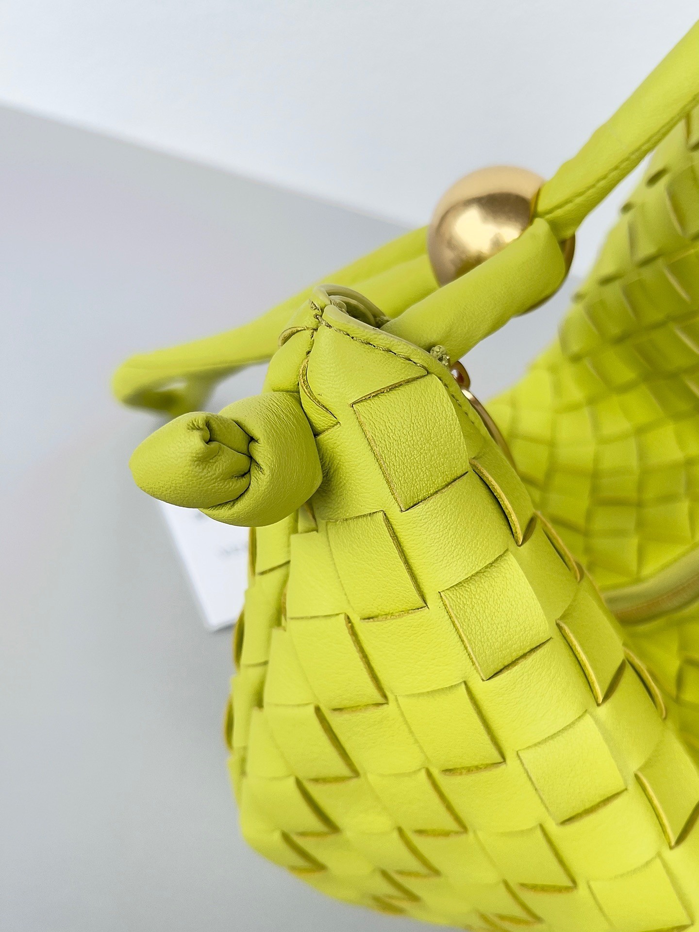 Bottega Veneta Turn Bag In Acid Kiwi Intrecciato Lambskin 940