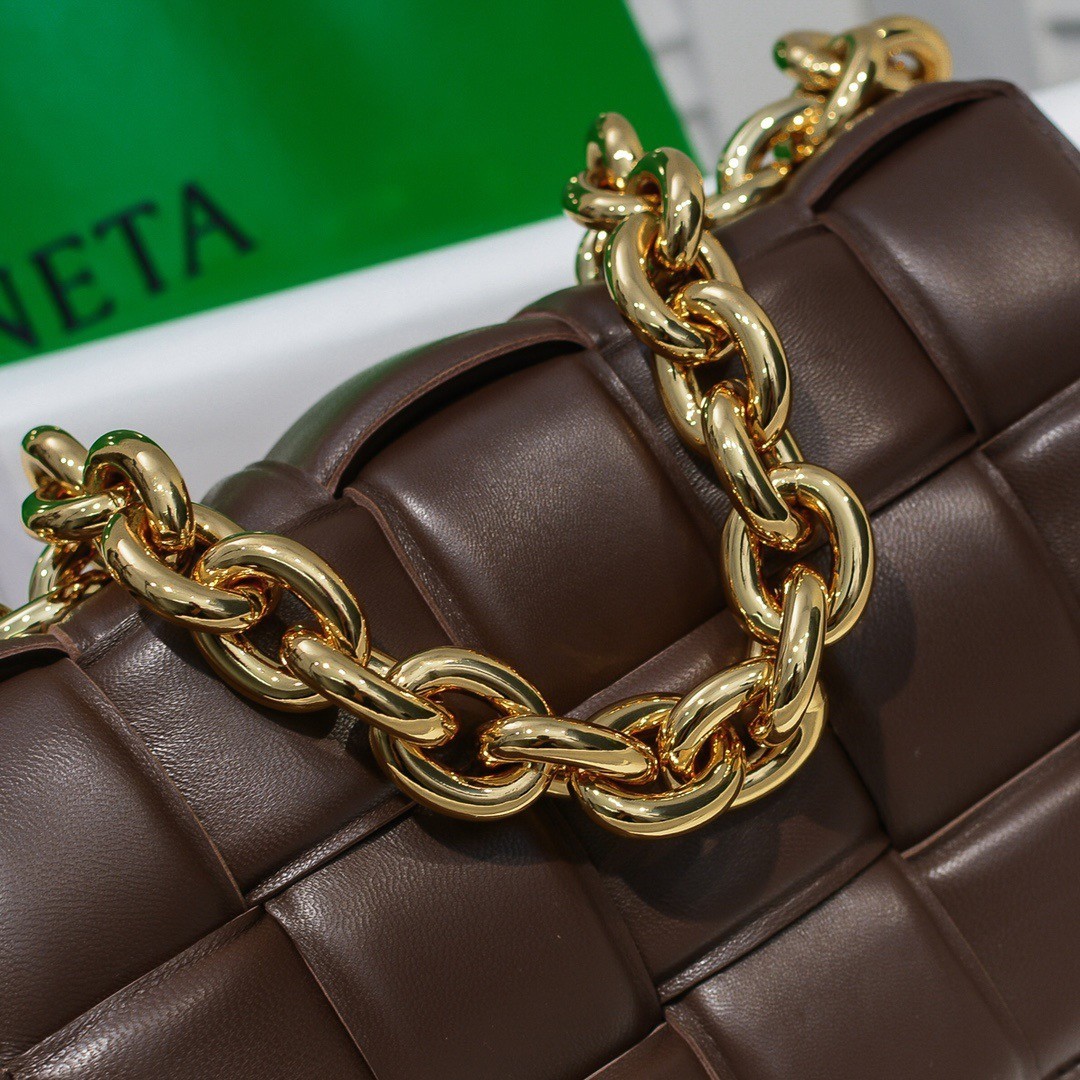 Bottega Veneta Chain Cassette Bag In Fondant Lambskin 684